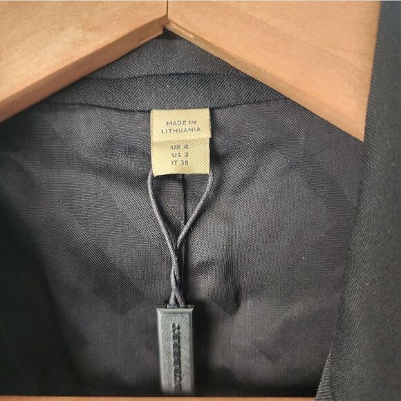Burberry London Uniform blazer jacket preppy Academia two button new with tags - Picture 4 of 14